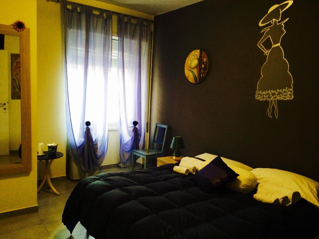 La Donna Garbata Acomodação com café da manhã Roma Quarto foto
